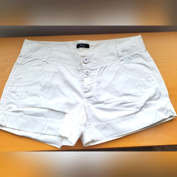 Express Pants - Shorts🩴🌝🏖🤍